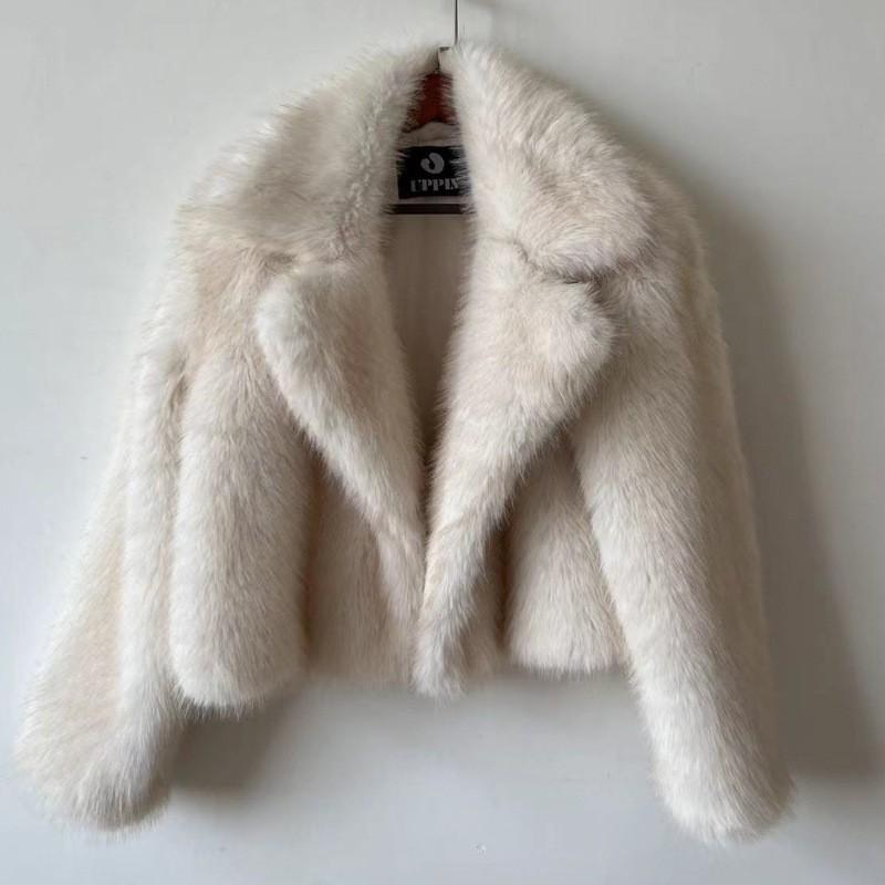 Womens Faux Fur Coat Short Winter Jacket With Wide Notched Lapel Fluffy Warm Outerwear