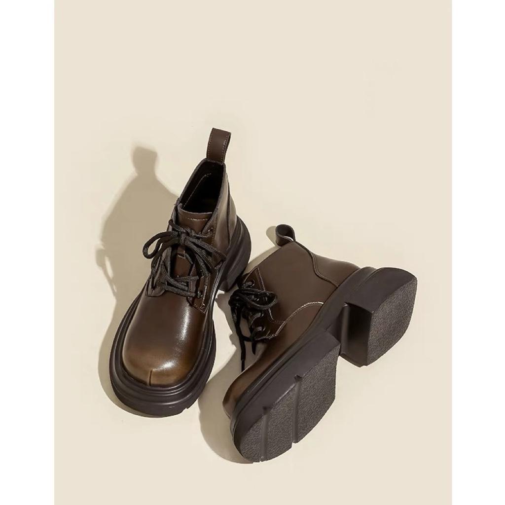 Маленькие коричневые ботинки Мартин женские 2025 осень и зима новые ретро британский стиль взрывные на высокой толстой подошве тонкие короткие ботинки