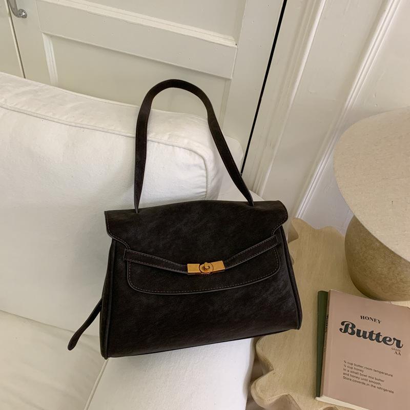 Винтажная матовая сумка 2025 новая высококлассная женская сумка через плечо и мессенджер для通勤, большая вместительная рабочая сумка-тоут