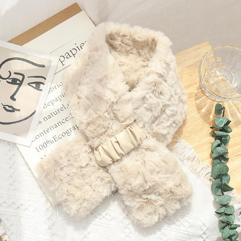 Autumn and winter warm plush scarf women's embossed leather strip, three-dimensional cross-thickened faux fur reed rabbit fur scarf, versatile for all