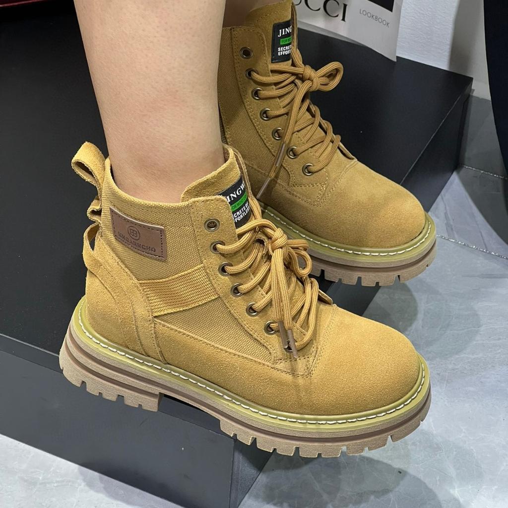 Женские ботинки Мартина 2025 новые ретро рабочие дезерты ревень весна и лето одинарные ботинки на толстой подошве уличные взрывные короткие ботинки