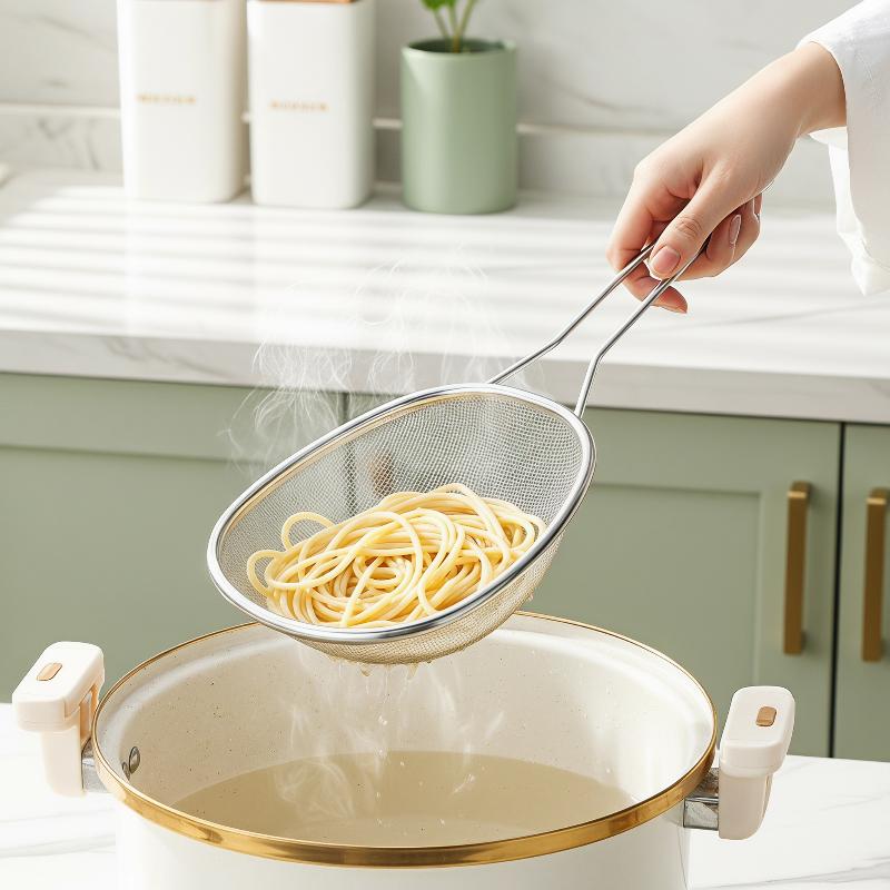 304 Stainless Steel Fine Mesh Strainer Spoon Long Handle Food Colander for Juice Pulp Filter Tea Brewing Kitchen Gadget6