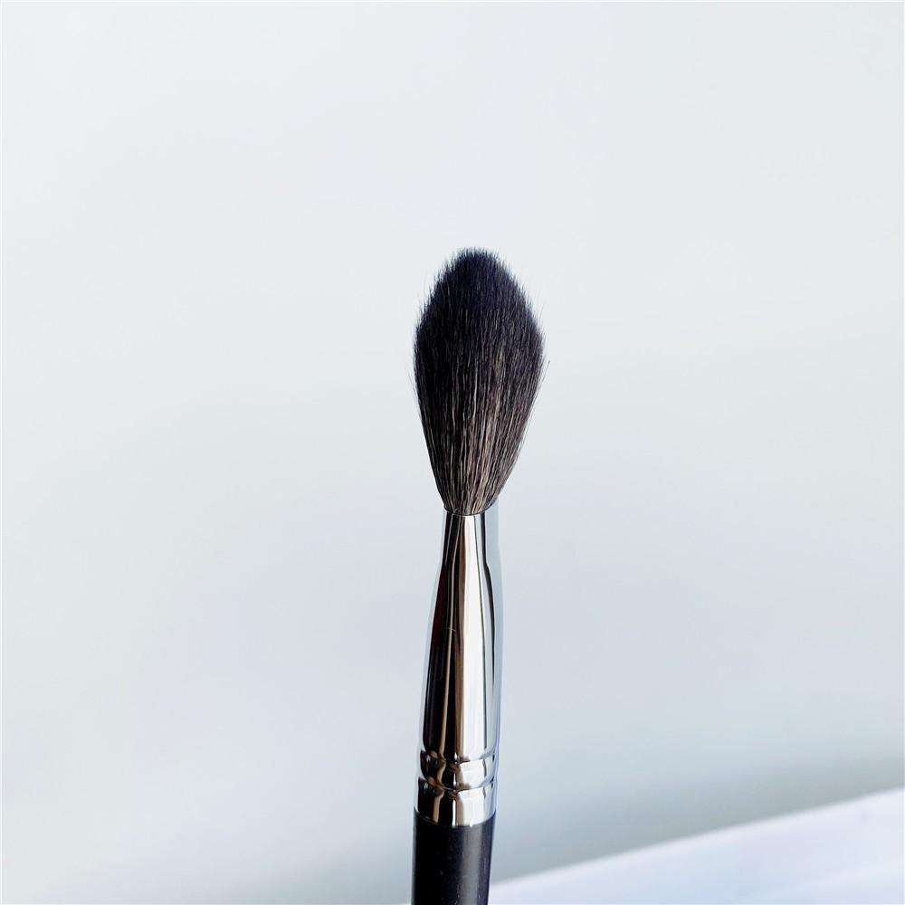Кисть MyDestiny Luxury Ebony Cheek Brush Tapered Precision Powder Blush Highlight Makeup Brush