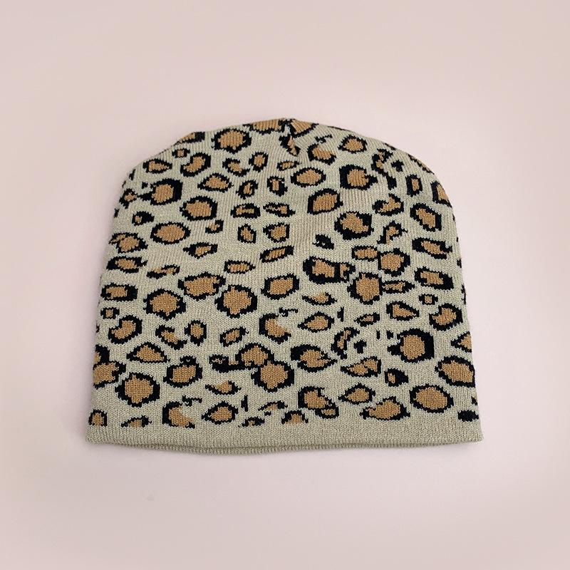 Plain grey color acrylic wool knitted men & women outdoor wear beanie caps in stock ready to ship price beanie caps