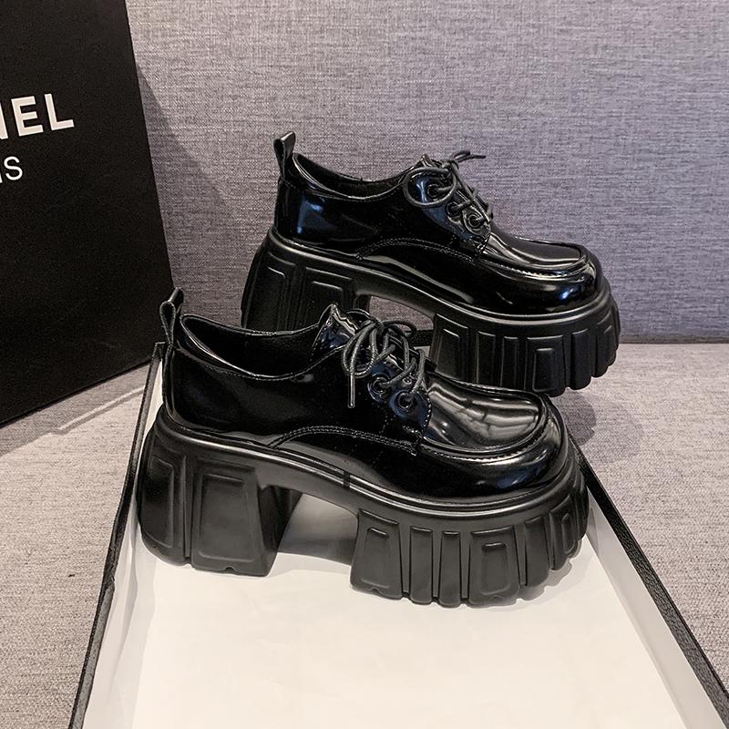 Модные женские туфли-лоферы на платформе, туфли на высоком каблуке 8,5 см на шнуровке, НОВЫЙ тренд 2025, весенние кожаные массивные кроссовки, туфли для ходьбы на открытом воздухе