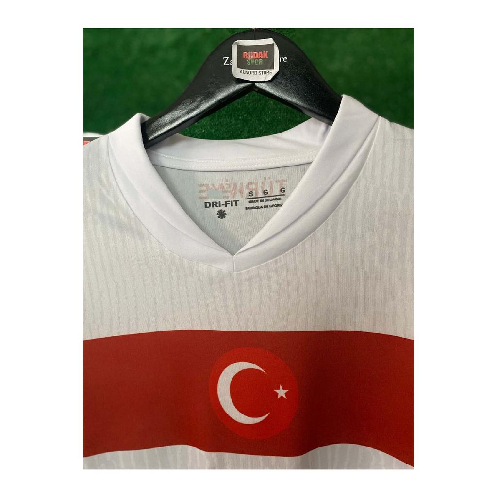 Арда Глер 8 Джерси сборной Турции на Евро-2024