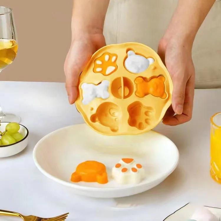 Cat's Paw Steam Cake Silicone Molds Cartoon Bear Ice Cube Silicone Mould Baby Complementary Food Silicone Mold Kitchen Accessory