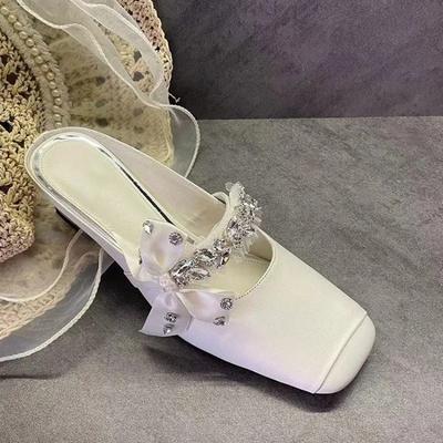 2025 Женская обувь с закрытым носком, женские тапочки, новые летние тапочки с бантом-бабочкой и кристаллами для улицы, повседневные, бестселлер, плоские тапочки