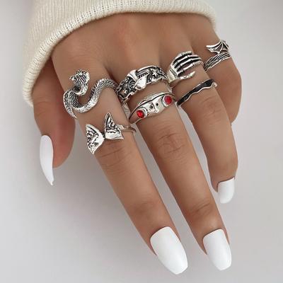 Ведьма Гадание Ужасы Кольца Змеиные Крылья Серебряные Старинные Грибные Кольца Набор из 6 Шт. Лягушка Красные Глаза Объятия Высокое Качество Подарок Сто Ювелирных Изделий
