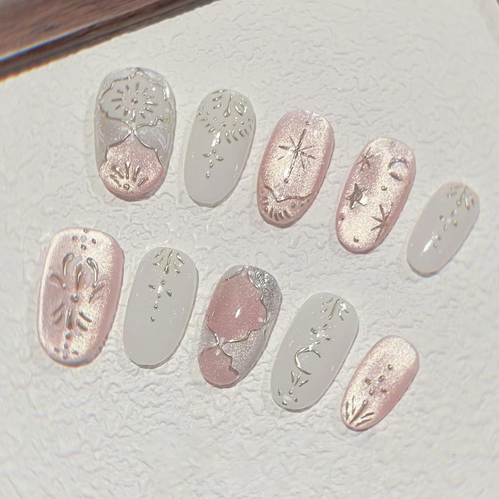 24Pcs Red Cat's Eye Press on-nails Retro Gilded Rose Design Almond Nails Set Short Round Head Wearable False Nails Patch Tool