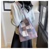 Canvas Tote Bag For Women With Large Capacity And Magnetic Closure For Daily Use