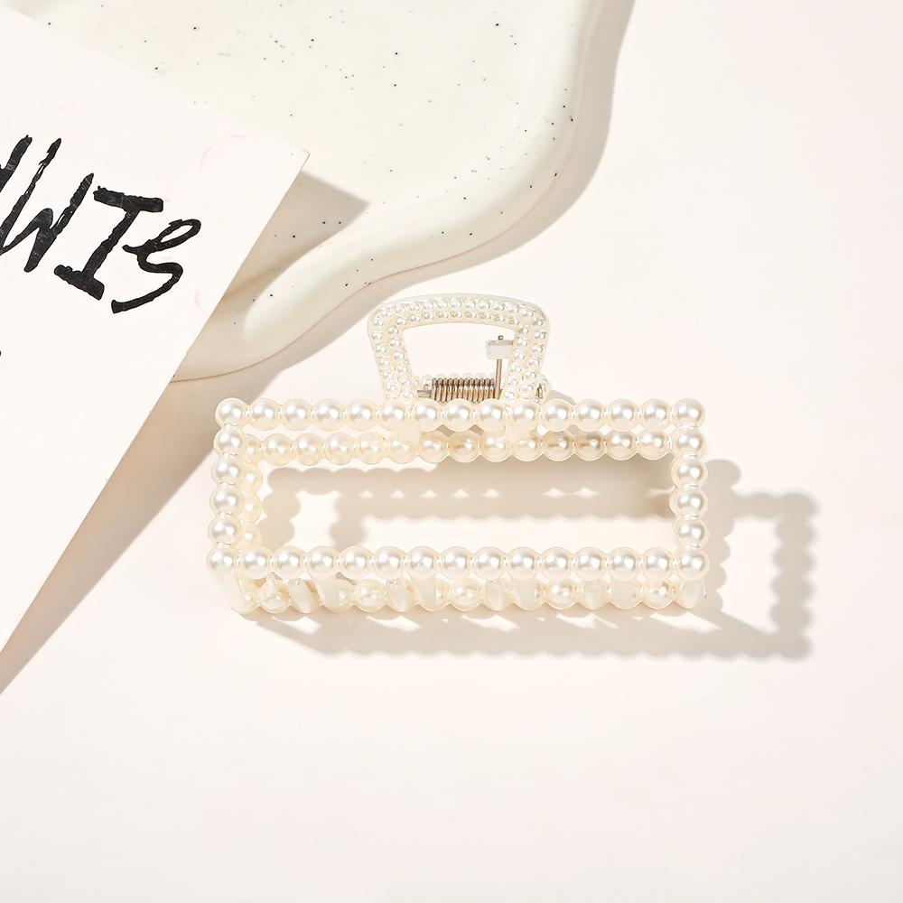 Sweet Pearl Hair Jaw Clips Accessories for Women Claw Clips for Thick and Thin Hair Barrettes for Styling and Weddings