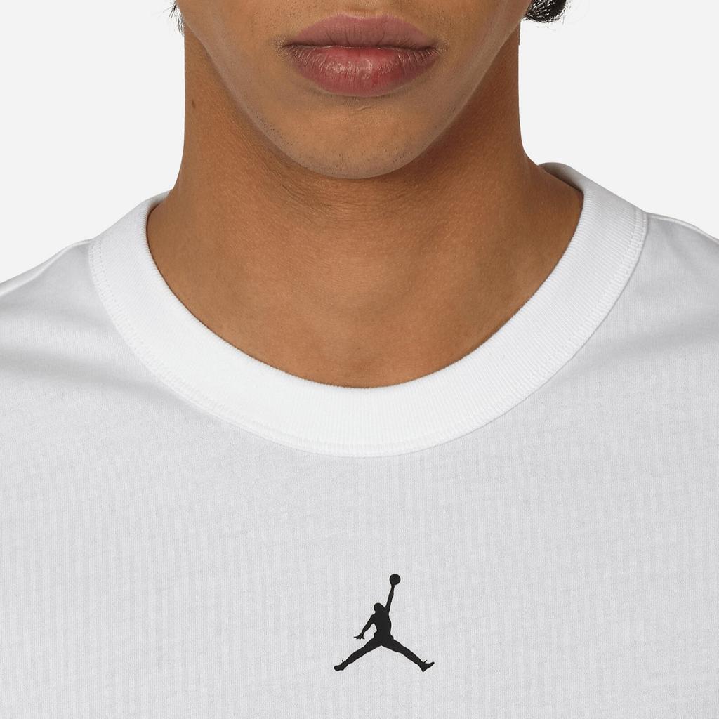 Jordan Мужская футболка с коротким рукавом и круглым вырезом Nike Dri-FIT Sport, однотонная, с логотипом, белая FN5829-100
