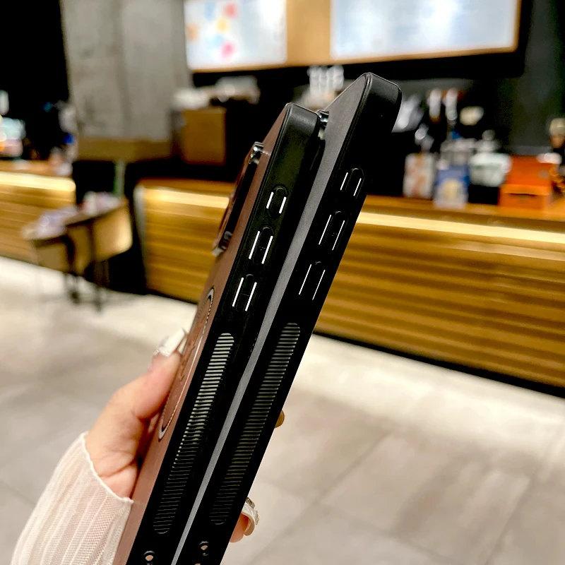Чехол из кожи в стиле ретро Maple Leaf для iPhone 16 15 14 13 12 11 Pro Max Plus iPhone15 iPhone14 ProMax для чехлов Magsafe Magnetic Charge