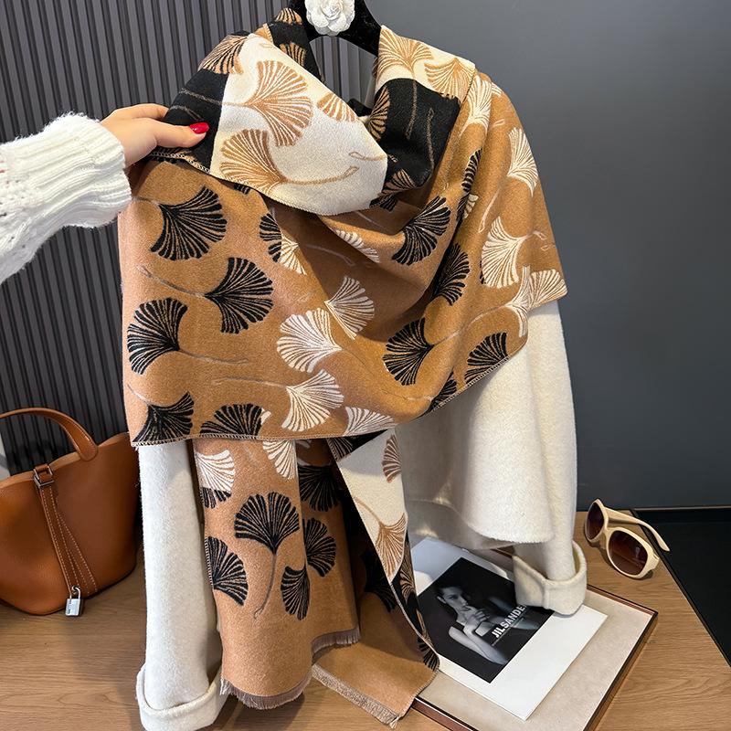 Comfortable Imitation Cashmere Scarf Women'S Versatile Elegant Ginkgo Leaf Scarf Thickened Warm Shawl Scarf