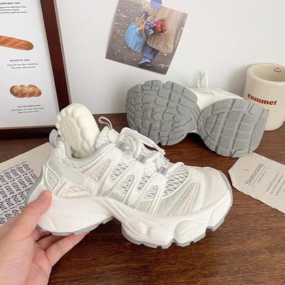 Дышащие сетчатые кроссовки на толстой подошве для женщин, осень 2025, кроссовки на массивной платформе, на среднем каблуке, удобные, мягкие, на шнуровке, для бега