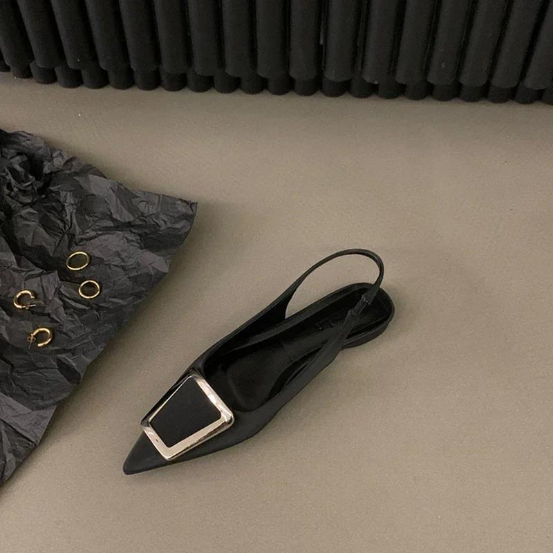 New Style Designer Style Women Sandals Shoes Fashion Rhinestone Slip On Flats Heels Ladies Pointed Toe Elegant Slingback Sandals