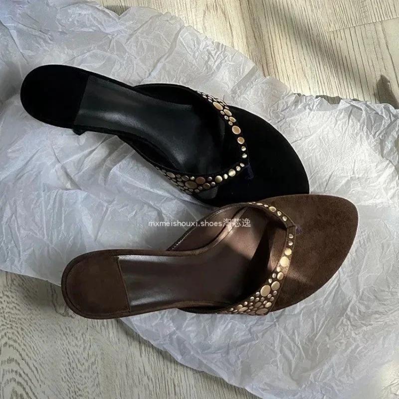 Мода Новые женские тапочки С клипсой для пальца Тонкий каблук Заостренный носок Фланелевые шлепанцы Платье Досуг Мода Все-сочетание В горошек Zapatillas De Mujer