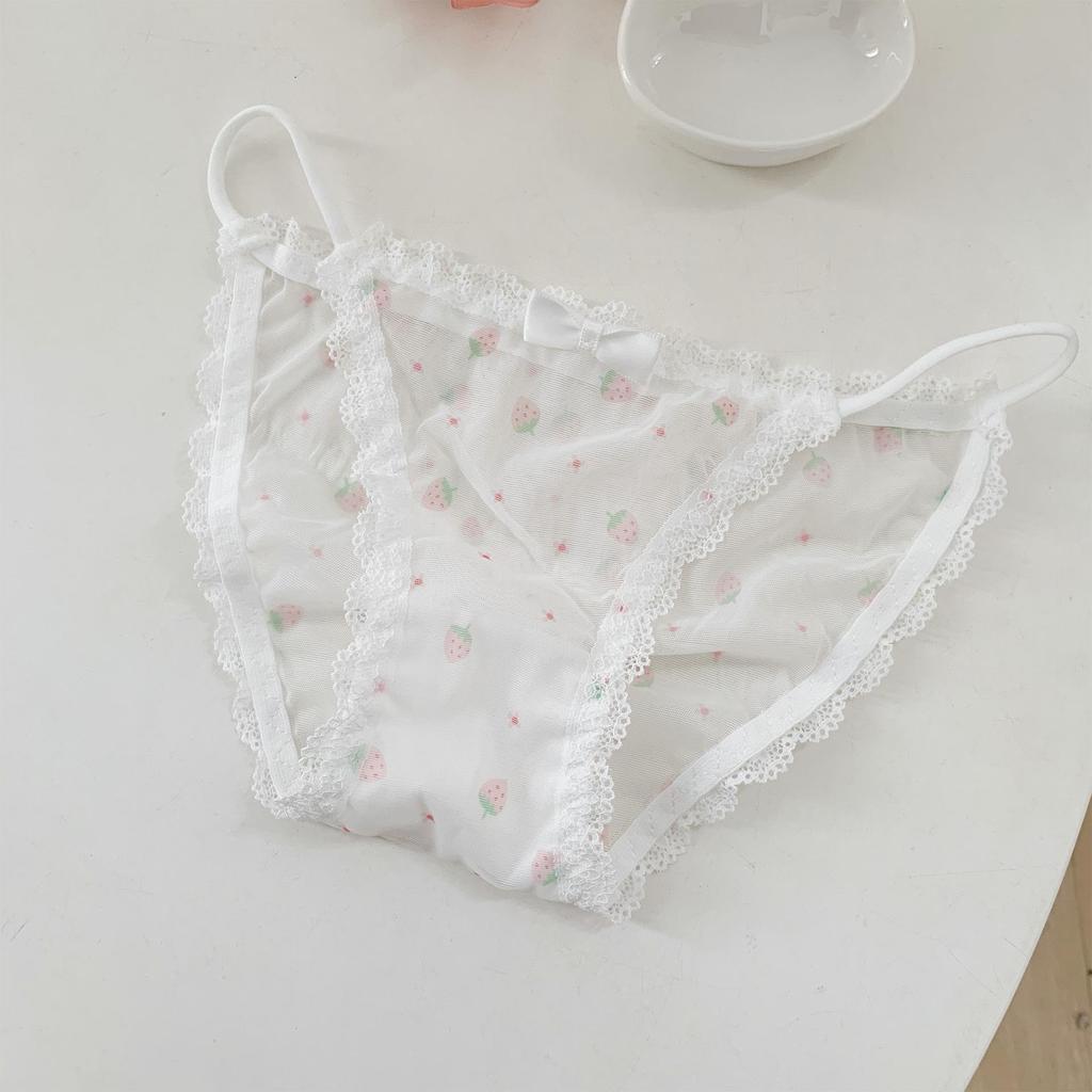 Трусики-слипы с заниженной талией и высоким разрезом из японского кружева Sweet Girl с принтом клубники