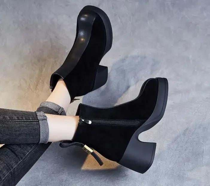 Модные теплые ботильоны 7 см осень-зима для женщин на плоской подошве из натуральной кожи с эластичной замшей на молнии сзади 2025 года, короткие женские ботинки