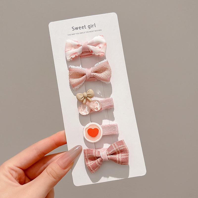 Retro Cute Baby Hair Clips – Gentle Fabric Flower Headwear for Girls