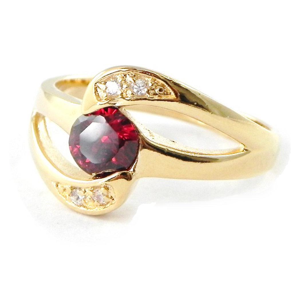 Позолоченное кольцо с белым гранатом 'Fusion'