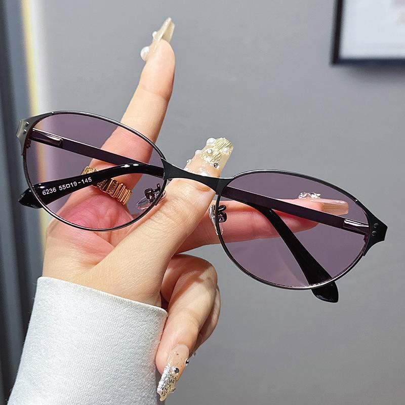 New products in the Year of the Snake UV-proof sunglasses oval frame ins fashionable versatile sunglasses