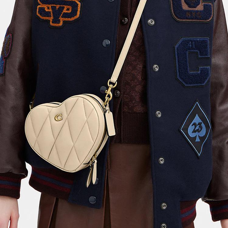 New COACH Heart Quilted Leather Heart Bag, Shoulder Bag, Crossbody Bag Trumpets Women's Beige CE725-B4IY