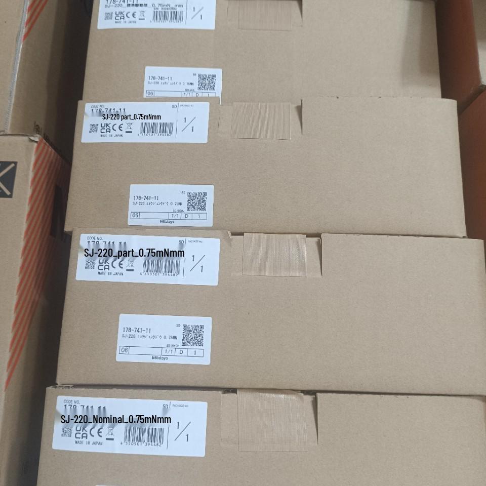 Mitutoyo SJ-220 Портативный профилометр 0,75 мН