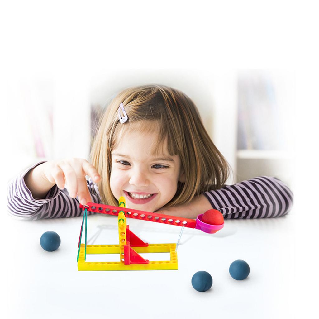 Комплекты моделей катапульт «Требушет» из АБС-пластика, удобные в использовании для семейных игр, вдохновляют на творчество и практические навыки