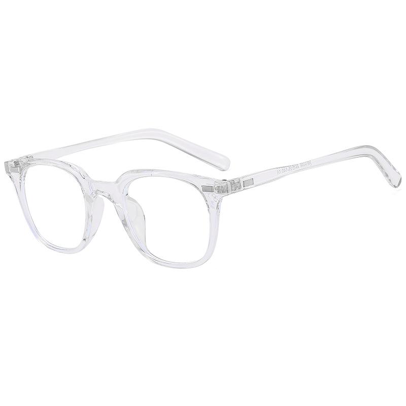 The new fashionable men and women can be equipped with myopia flat glasses, plain and versatile glasses frames show the face, and small black frame fr
