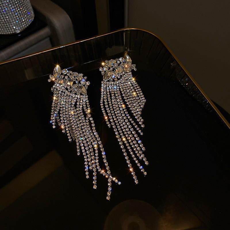 Серьги с кисточками, инкрустированные бриллиантами - Серебряная игла, Высококлассный придворный стиль