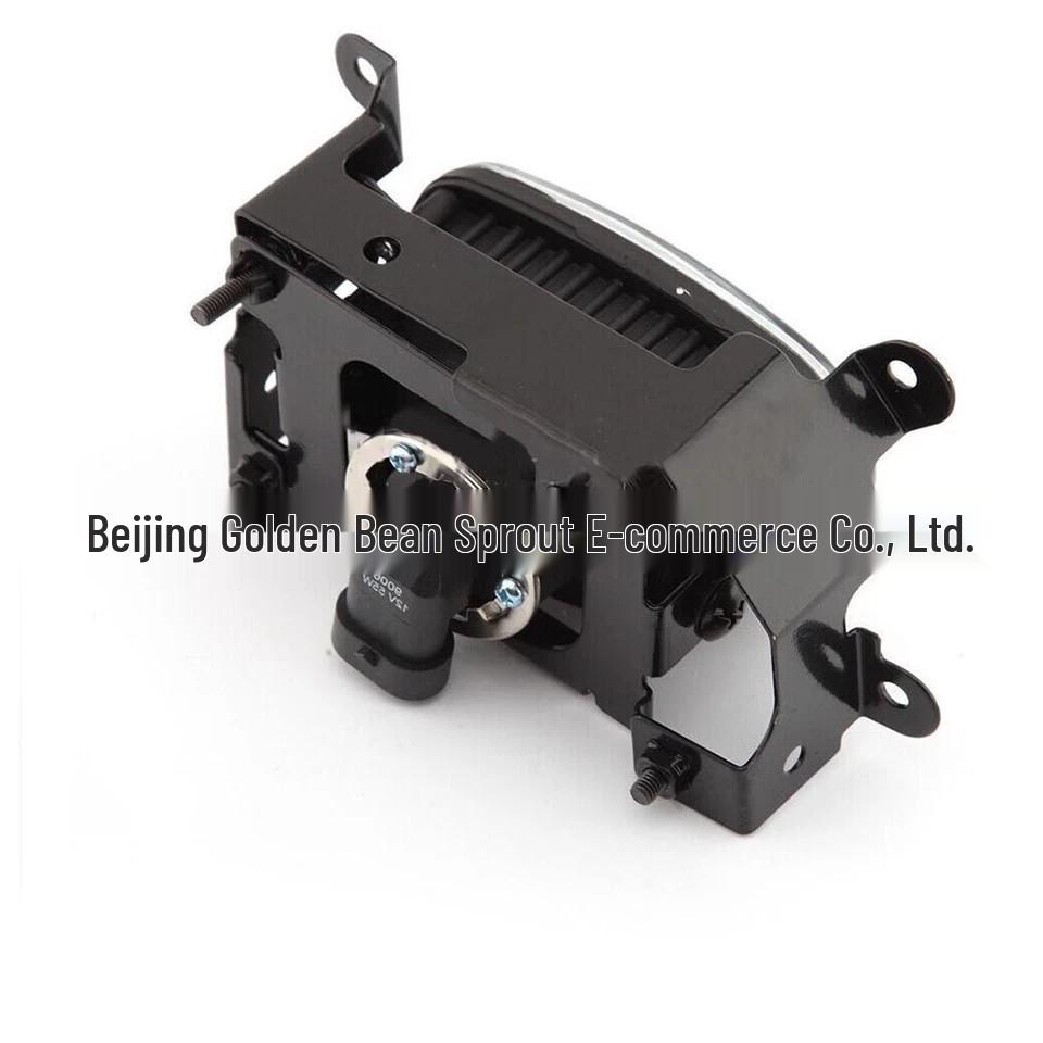 Галогенная противотуманная фара для Mitsubishi Outlander 2003-2006 (Модели MR971467, MR971468)