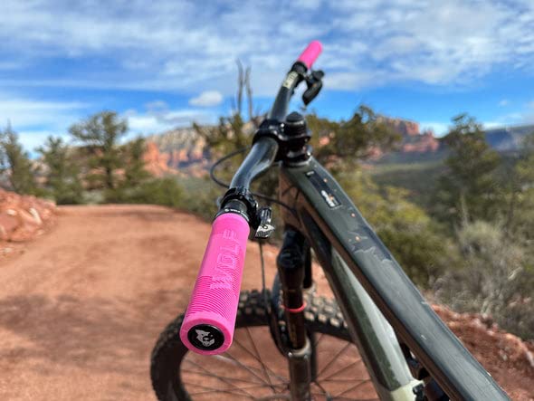 Wolf Tooth Wolf Tooth Echo Grip зеленая рукоятка с черным воротником-фиксатором -