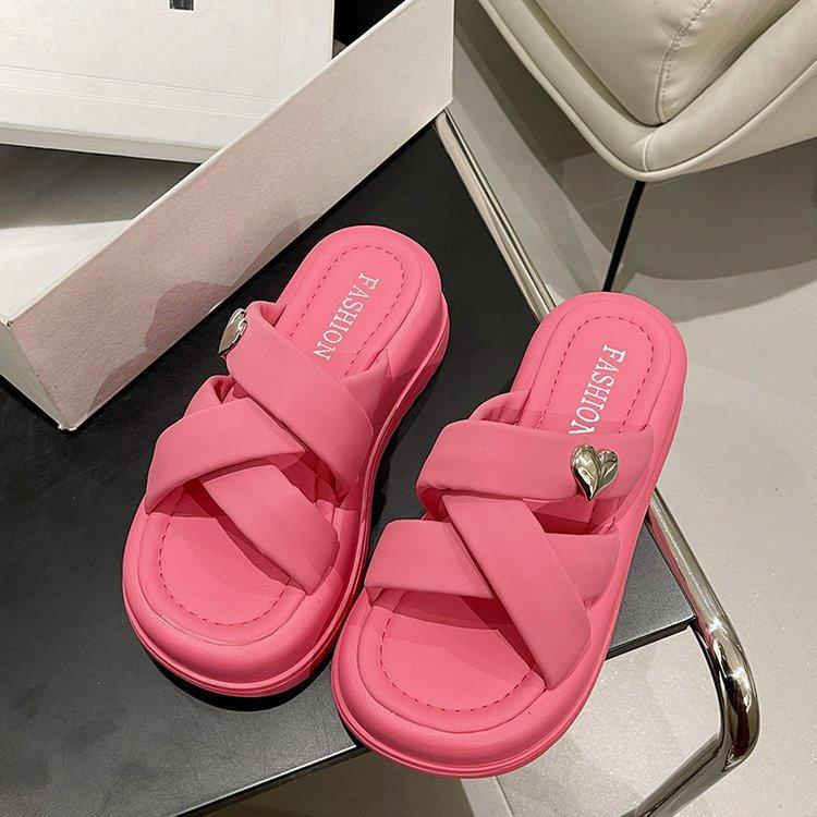 2025 Summer New Women's Slippers Women's Outer Wear Cross Soft-soled Beach Sandals Casual Fairy Style Platform Women's Shoes
