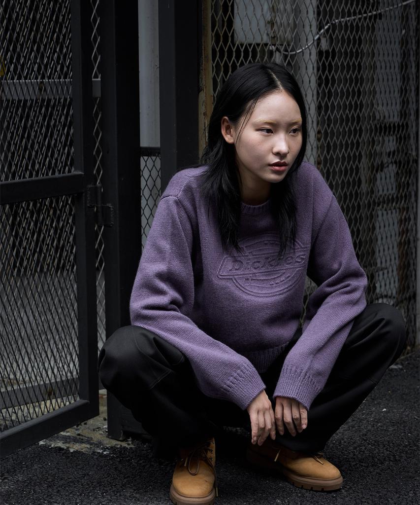 DICKIES Embossed Logo Pullover Crop Knit Purple