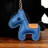 Подвеска-брелок из синтетической кожи с шармом в виде лошади, кольцо для ключей с веревкой, яркие цвета, держатель для ключей, аксессуар для сумки