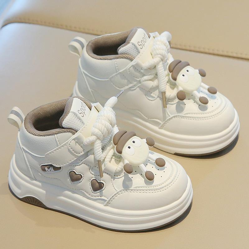Детская спортивная обувь 2025 весна и осень для девочек маленькие белые туфли мультяшные высокие кеды для мальчиков повседневная обувь на доске мягкая подошва детская обувь