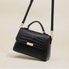 Женская сумка 2025 Новая Натуральная Кожа Женская Сумка Сумка Через Плечо Коровья Кожа Маленькая Квадратная Сумка Высококачественное Ощущение Сумка на Плечо Сумка-тоут