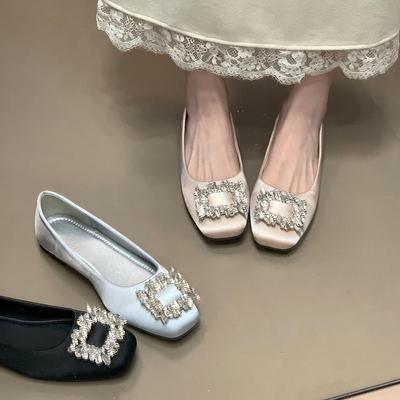 Атласные туфли-лодочки с квадратным носком, женские, новая коллекция 2025, нежные стразы, балетки для работы и вечерних выходов