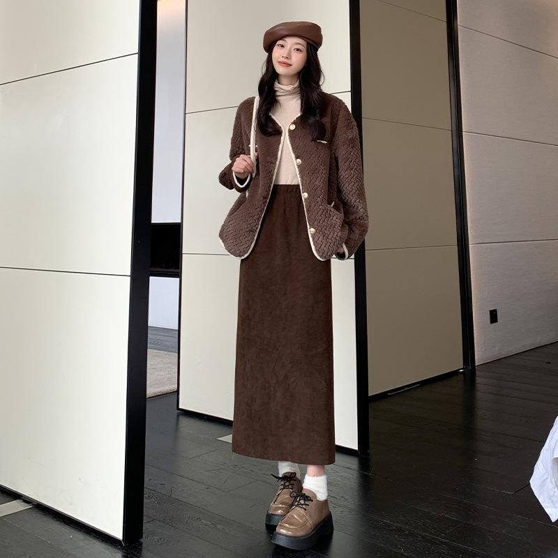 Maillard High Waist Wool Skirt for Women - Plus Size Autumn/Winter Slimming, High-End Design, Long Slit.