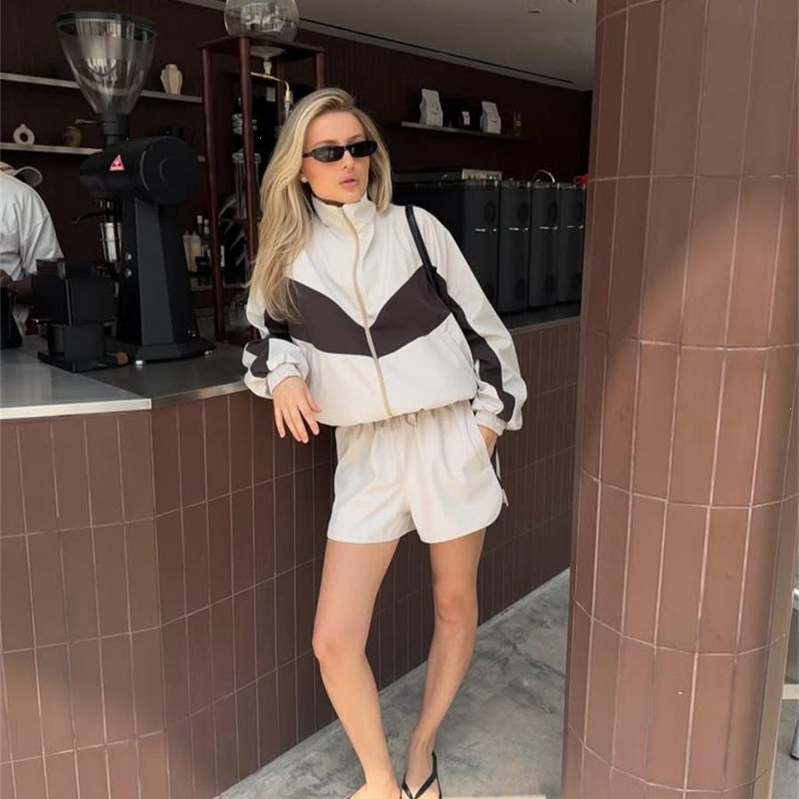 Women's Casual Sportswear Set Loose Fit Color Block Long Sleeve Zip Up Hooded Sweatshirt with Shorts 2 Piece Outfit