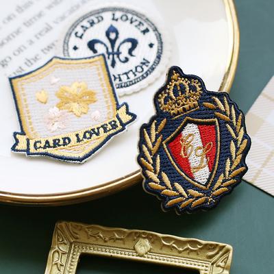 Сумка для одежды колледжа для мобильного телефона Декоративная наклейка Вышитый значок Наклейка Нашивка на одежду Наклейка с отверстием