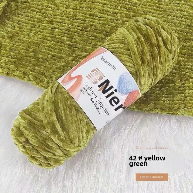 Вязаный шарф, шапка, тапочки крючком из золотистого бархата с шениллом, набор для самостоятельного вязания из кукольной шерсти