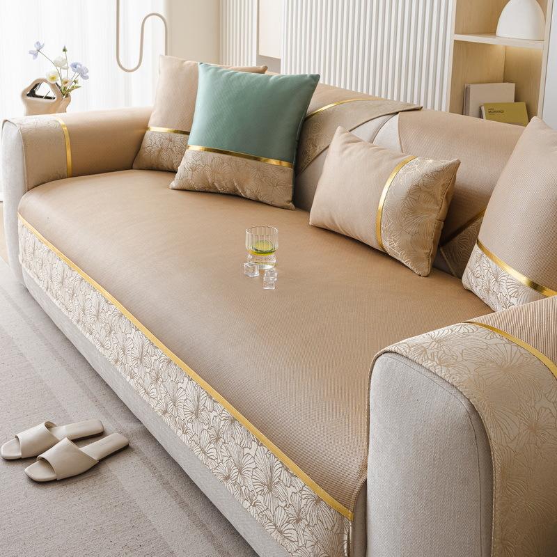 Матовый чехол на диван из ледяного шелка Новый Летний Летний Чехол на диван Все включено Универсальный чехол Нескользящее полотенце для дивана