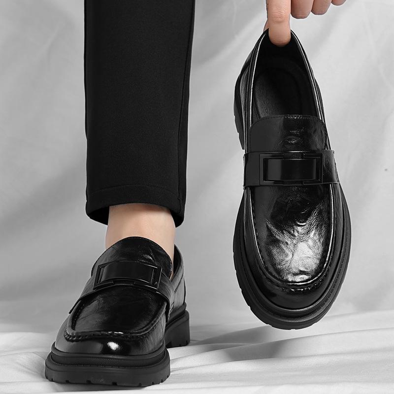 Новые повседневные кожаные туфли мужские модные деловые официальные кожаные туфли без застежек резиновые офисные туфли с мягкой подошвой мужские туфли