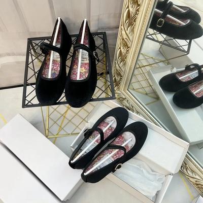 Модная женская обувь на плоской подошве Осень Зима Балетки Замшевая плоская подошва Мэри Джейн Круглый носок С мелким вырезом Обувь больших размеров для женщин