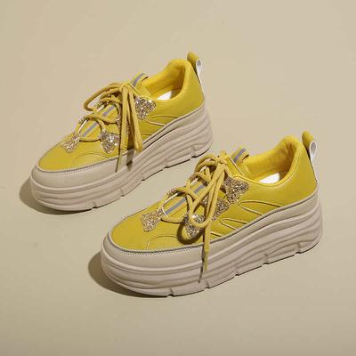 Женская обувь – Кроссовки