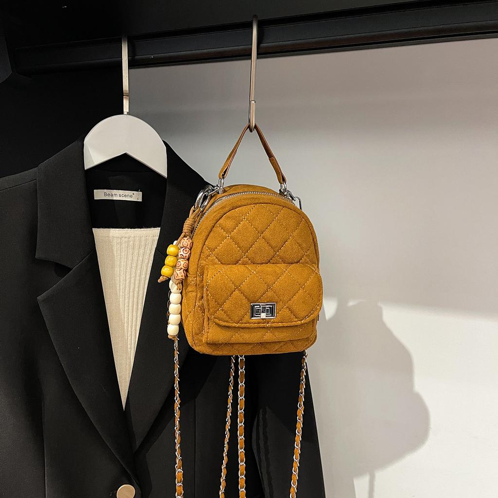 2025 Autumn New Diamond Chain Backpack Women's Fashion Niche Leisure Korean Version Student Shopping Travel Backpack