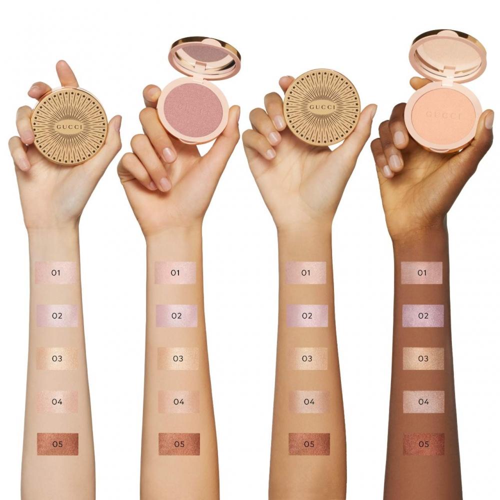 Gucci Glow Multi Use IlluminatinG Gel Powder HiGhliGhter 0.35 Oz 10 G 03 Warm Gold champaGne Gold